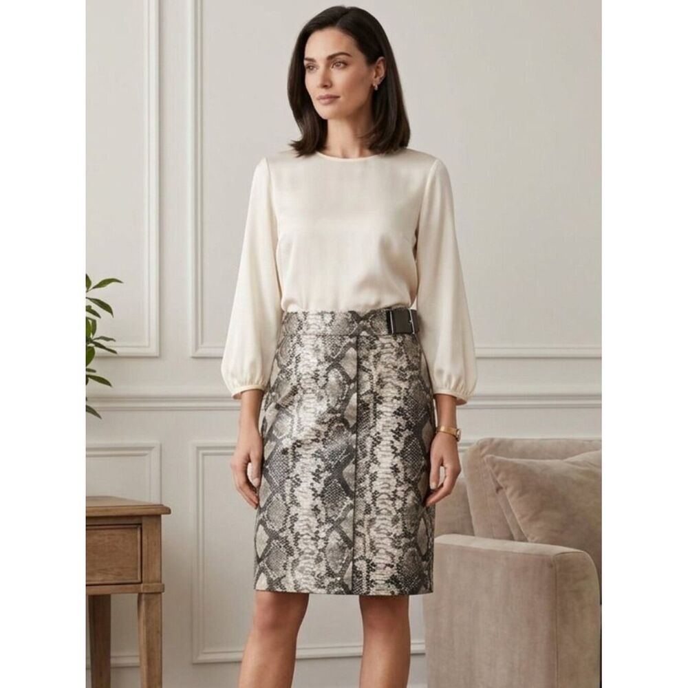 Michael Kors Skirt (size 4)